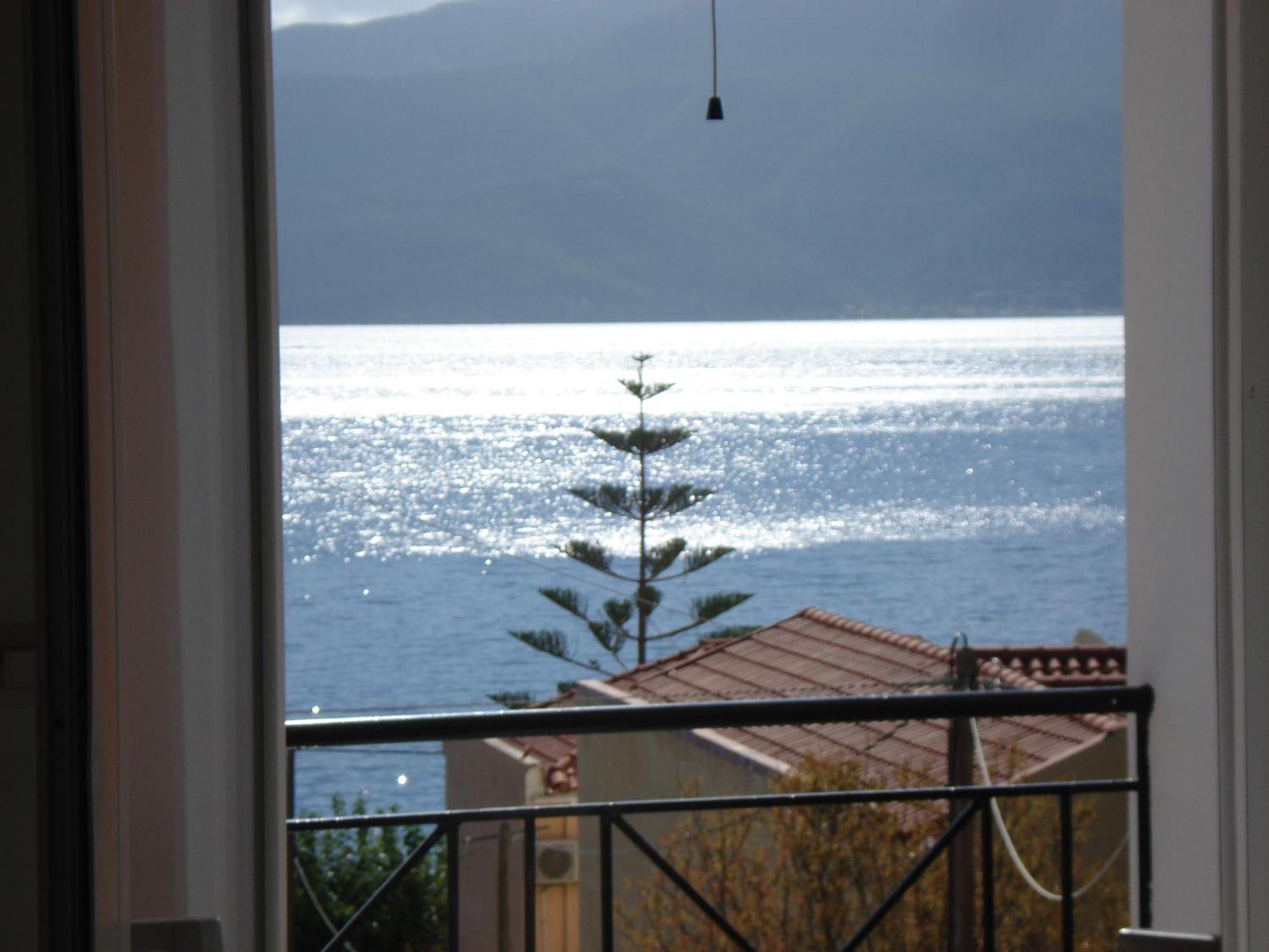 Mema'S Apartment Agia Efimia Exteriér fotografie