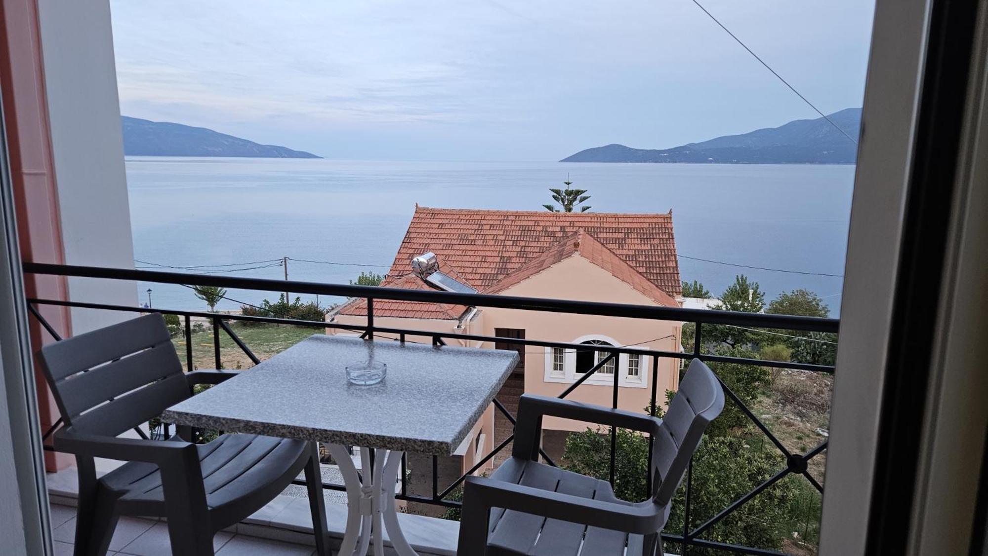 Mema'S Apartment Agia Efimia Pokoj fotografie